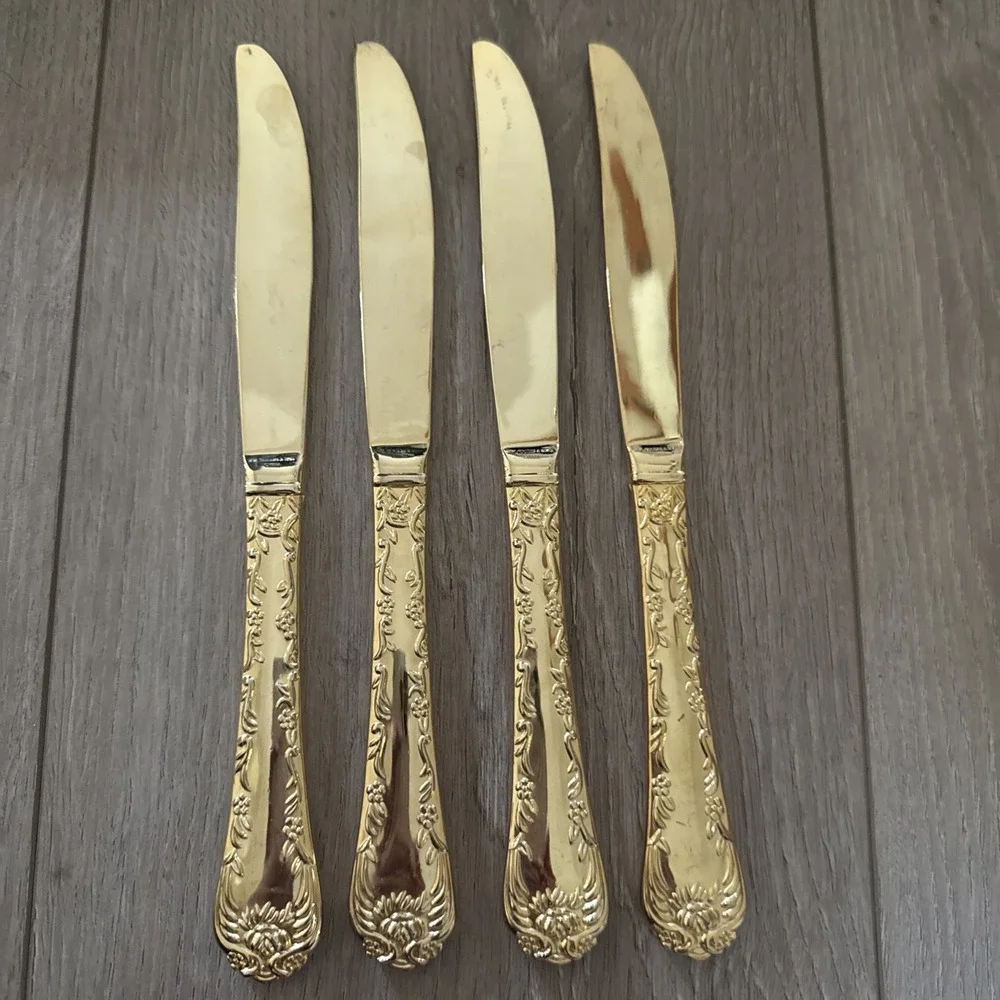 Set Of 4 Golden Enchanted Rose Unmarked Gold Plated Solid Dinner Knives Flatware